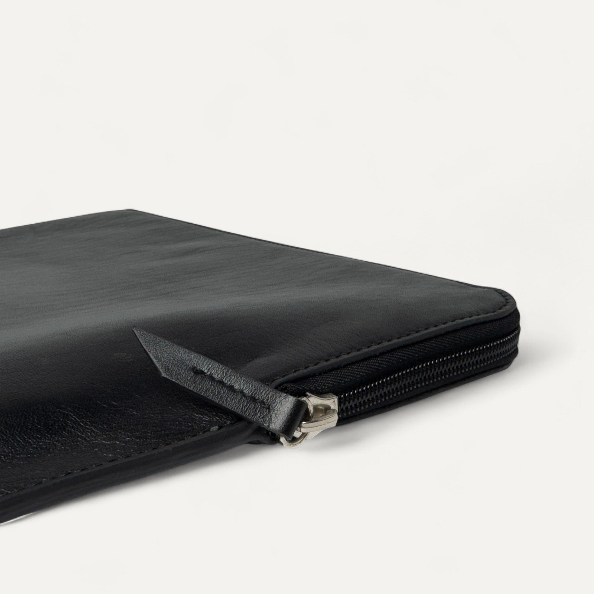 Aegis Slim Laptop Folio