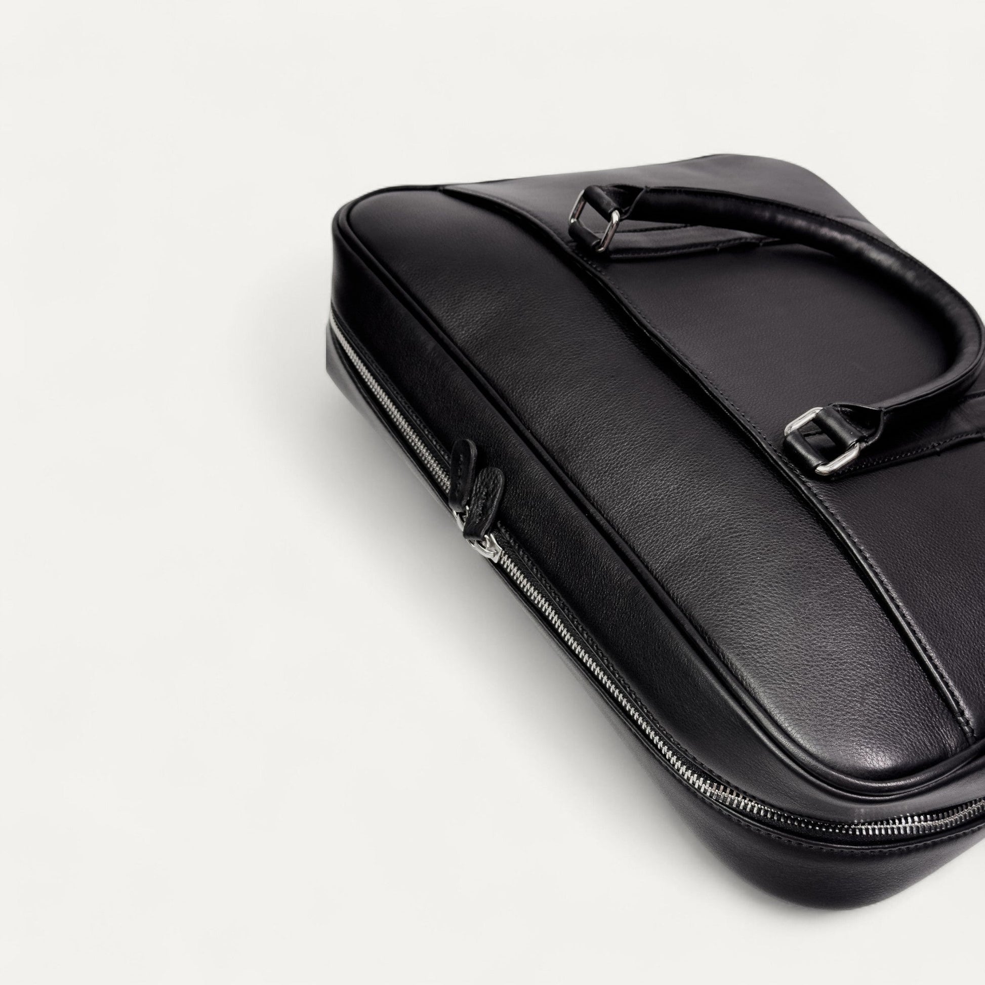 Prestige Briefcase in Calf Leather - Emery