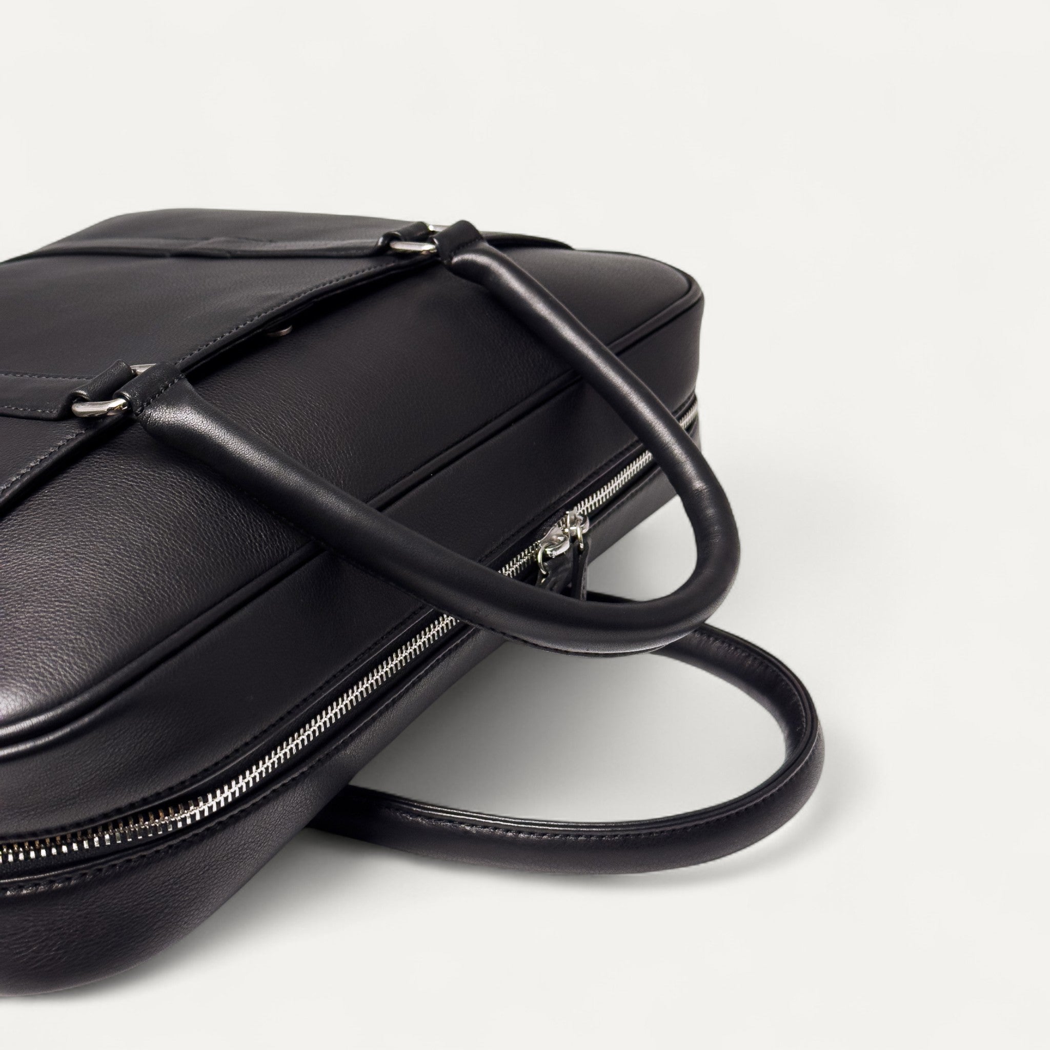 Prestige Briefcase in Calf Leather - Emery