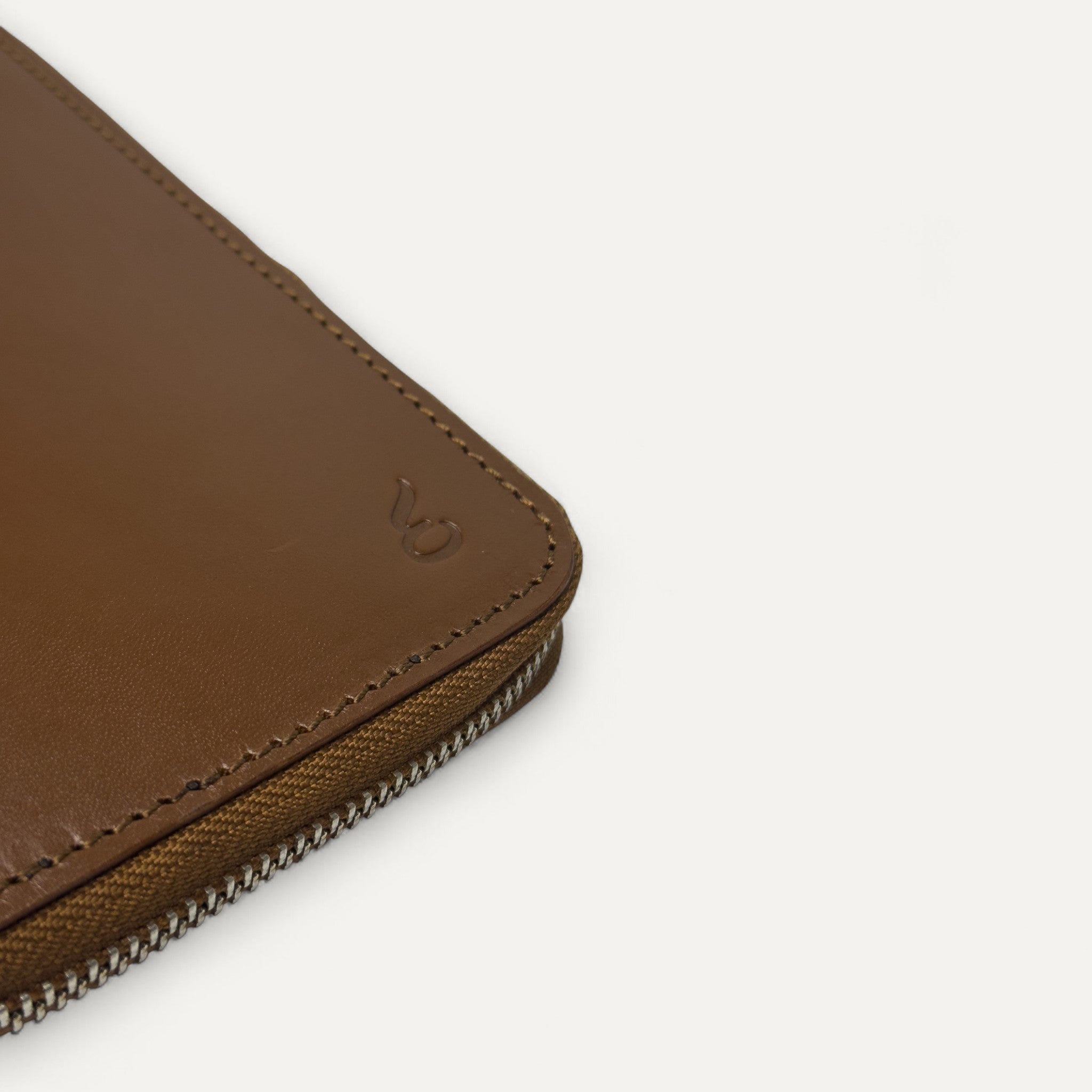 Voyager Travel Folio - Emery